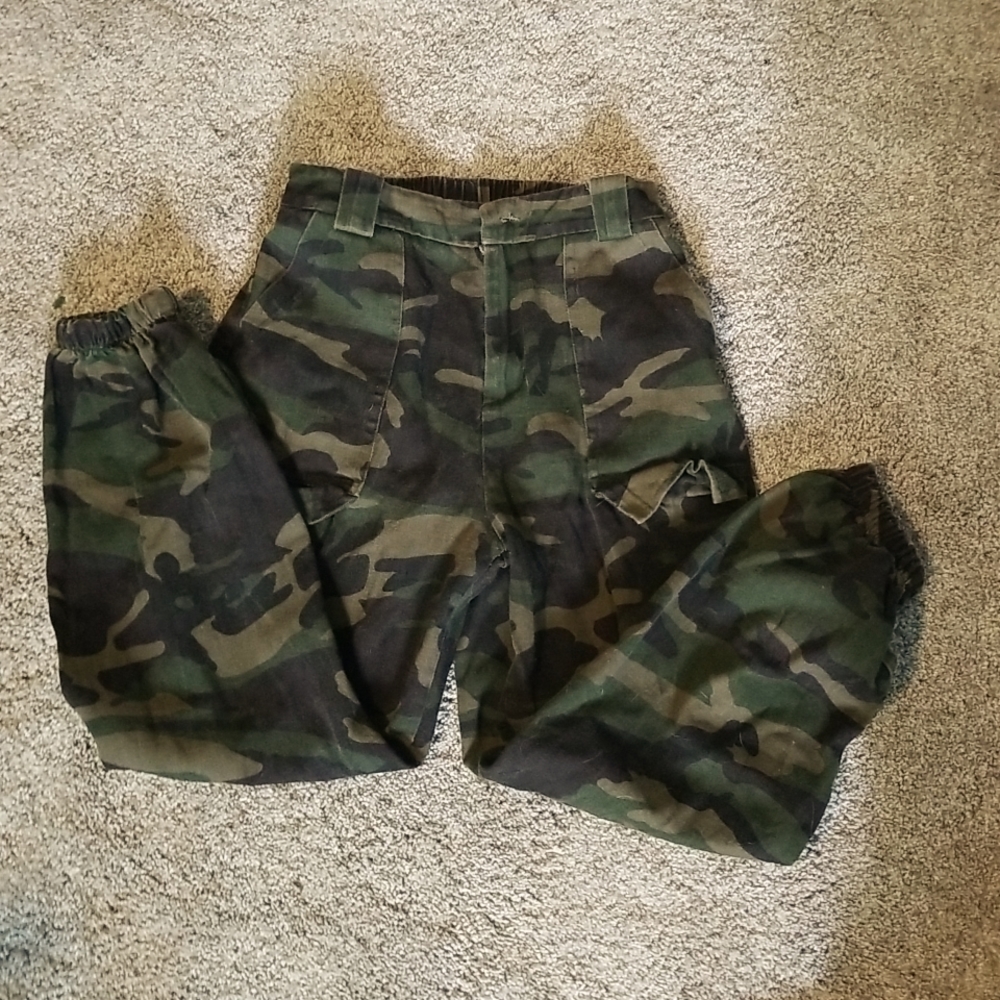 Camo pants